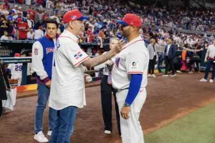 Abinader celebra triunfo de RD ante Corea: ¡Dominicana a Semifinales del Clásico!