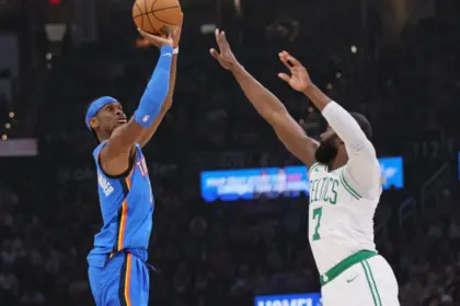 SGA supera a Wilt: Nueva marca histórica de puntos en la NBA