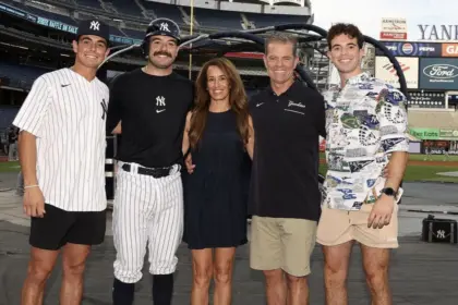 Orgullo familiar: Austin Wells representa a RD en el Clásico Mundial de Béisbol