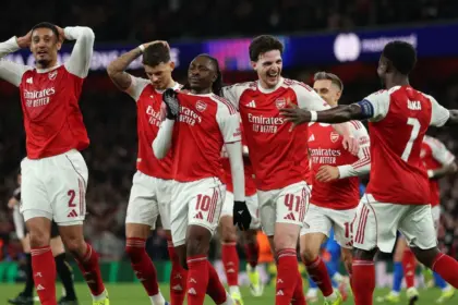 Arsenal avanza: Golea al Leverkusen y apunta al Cuádruple en la Premier