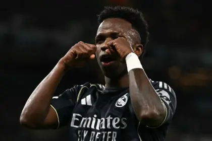 Vinícius se Venga: Celebración "Llorando" ante el City y Clasificación del Madrid