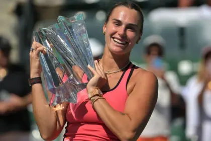 Sabalenka conquista Indian Wells tras épica batalla ante Rybakina