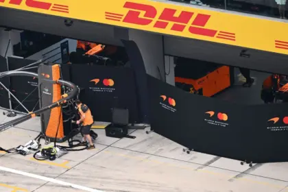 McLaren Investiga Fallos Eléctricos con Mercedes Tras Desastre en GP de China