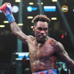 Munguia Reemplaza a Charlo por Título WBA Supermediano en Mayo