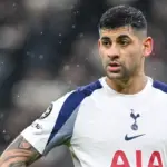 Romero esquiva rumores de salida: Enfocado en sacar a Tottenham del descenso