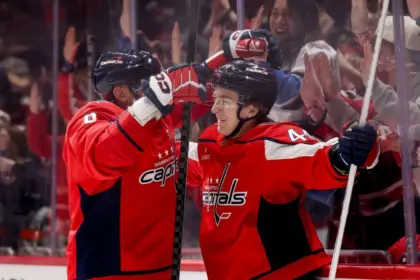 Hutson Debuta con Golazo y Vence a Senators: Capitals Celebran