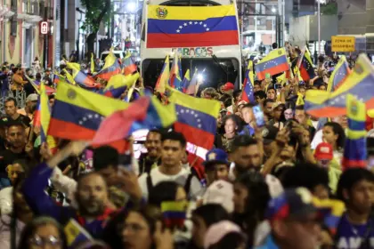 Venezuela Explota de Alegría: Celebración Épica por el Título Mundial de Béisbol 16 Venezuela Explota de Alegría: Celebración Épica por el Título Mundial de Béisbol