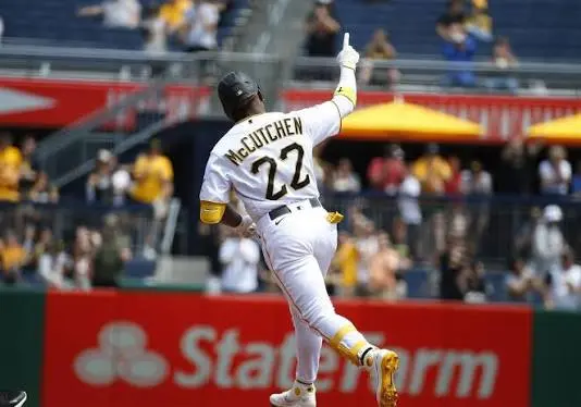 McCutchen en Rangers: Inicia temporada 18 en MLB tras asegurar puesto 1 McCutchen en Rangers: Inicia temporada 18 en MLB tras asegurar puesto