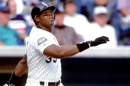 Frank Thomas Demanda a White Sox: Uso No Autorizado de Imagen en Jersey