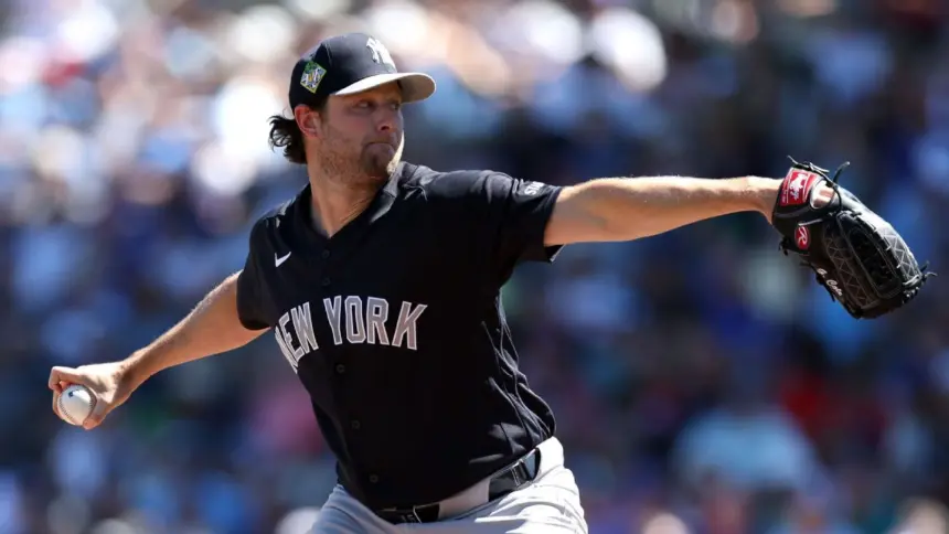 Cole Brilla en Entrenamiento: 3 K's y Optimismo Yankee ante Cubs