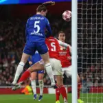 Bompastor critica arbitraje en derrota del Chelsea ante Arsenal en Champions