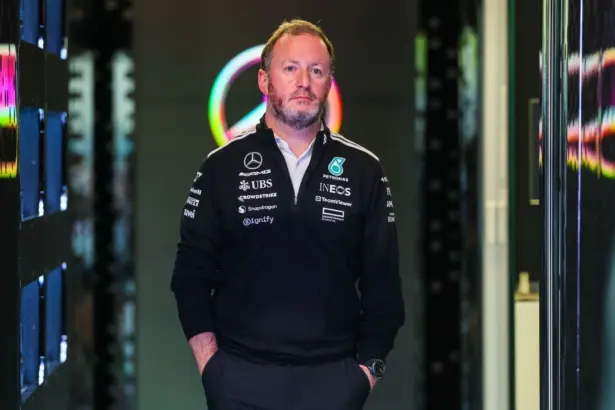 Mercedes F1: Bradley Lord Asciende a Subdirector, Apoyo a Wolff Asegurado