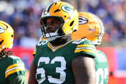 Rasheed Walker: Carga por armas se desestima, refuerzo clave para Panthers