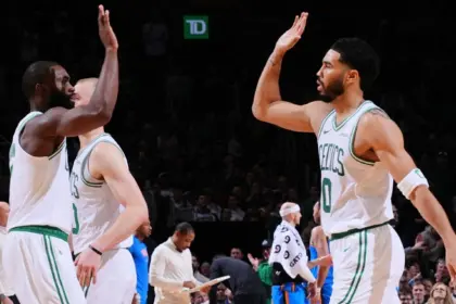 Celtics Doblegan al Thunder: Brown Brilló y Rompe Racha de OKC 19 Celtics Doblegan al Thunder: Brown Brilló y Rompe Racha de OKC