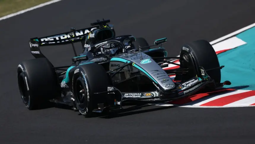 F1 Japón: Russell (Mercedes) lidera Práctica 1, McLaren sorprende 1 F1 Japón: Russell (Mercedes) lidera Práctica 1, McLaren sorprende