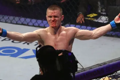 Paul Hughes se Baja de la PFL Belfast por Lesión: Darragh Kelly al Frente 13 Paul Hughes se Baja de la PFL Belfast por Lesión: Darragh Kelly al Frente