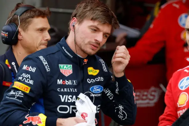 Verstappen, frustrado al máximo: Eliminado en Japón y con problemas en el Red Bull