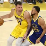 Curry y Dončić Reyes de Ventas NBA: Ranking de Camisetas al Cierre