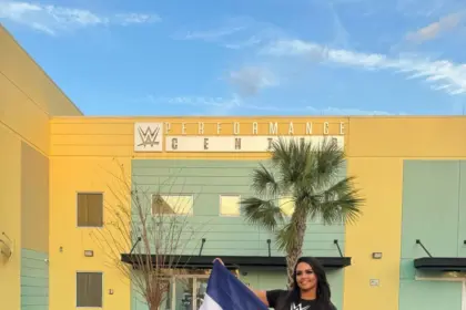 Dominicana Nikki Blackheart firma con WWE: Un hito en la lucha libre