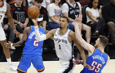Wembanyama Impulsa a Spurs: Empate Épico ante Thunder en Final del Oeste 1 Wembanyama Impulsa a Spurs: Empate Épico ante Thunder en Final del Oeste