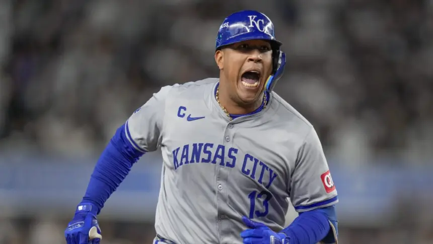 Salvador Pérez: Nuevo récord de jonrones para receptor latino en MLB