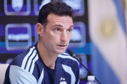 Messi, Álvarez y Dibu lideran la convocatoria de Argentina para el Mundial 2026