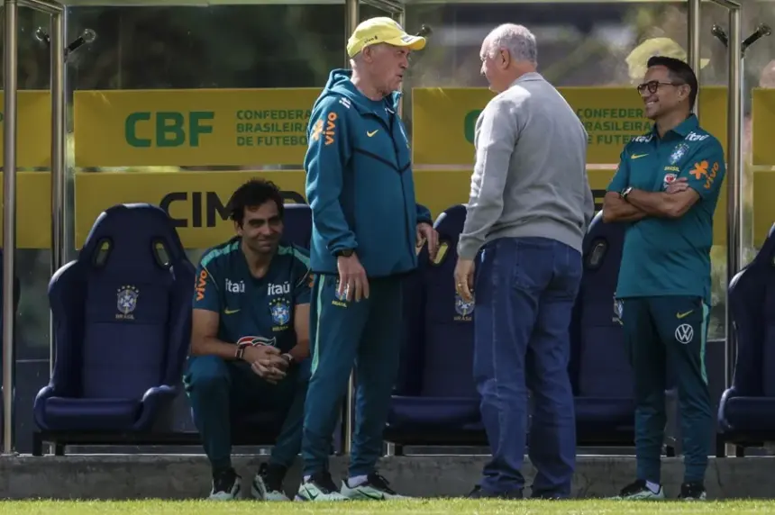 Ancelotti y Scolari: Charla técnica en entrenamiento de Brasil, Neymar ausente 1 Ancelotti y Scolari: Charla técnica en entrenamiento de Brasil, Neymar ausente