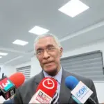 Eurípides Uribe Peguero presenta Los Coroneles: historia y democracia
