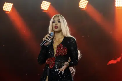 Crisis de salud mental afecta a la cantante Anaís en Estados Unidos