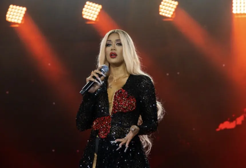 Crisis de salud mental afecta a la cantante Anaís en Estados Unidos