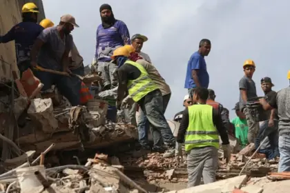 164 españoles siguen desaparecidos tras el devastador terremoto en Colombia