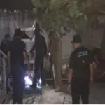 Rescatan a dos hombres atrapados en cisterna tras inhalar químicos