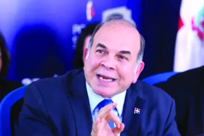 Pelegrín Castillo lanza iniciativa contra crisis y ocupación haitiana