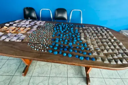 Policía Nacional incauta cientos de porciones de drogas en La Romana
