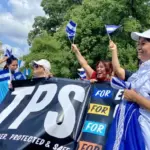 TPS para salvadoreños: 150 mil niños en riesgo por posible deportación
