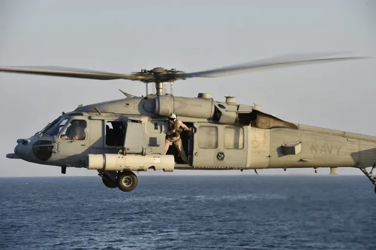 EE.UU. dispara a buque panameño tras violar bloqueo naval en Irán