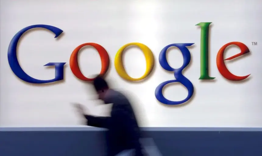 Prensa francesa demanda a Google por resúmenes con inteligencia artificial
