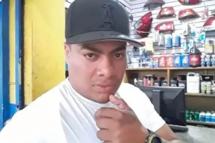 Tragedia en Monte Plata: Joven muere tras chocar motocicleta con caballo