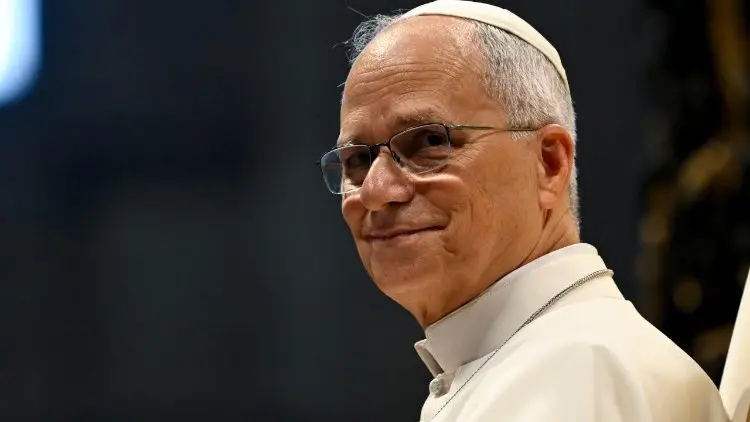 Papa Francisco pide facilitar asistencia a misa de trabajadores dominicales