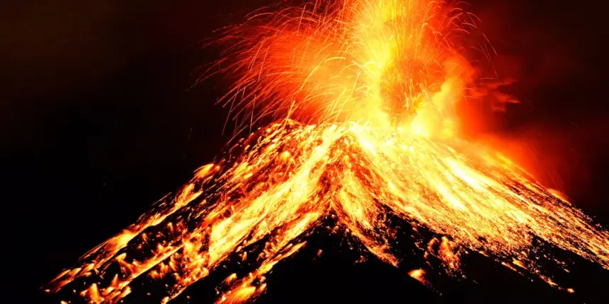 Alerta mundial por erupción simultánea de volcanes Kilauea, Etna y Fuego