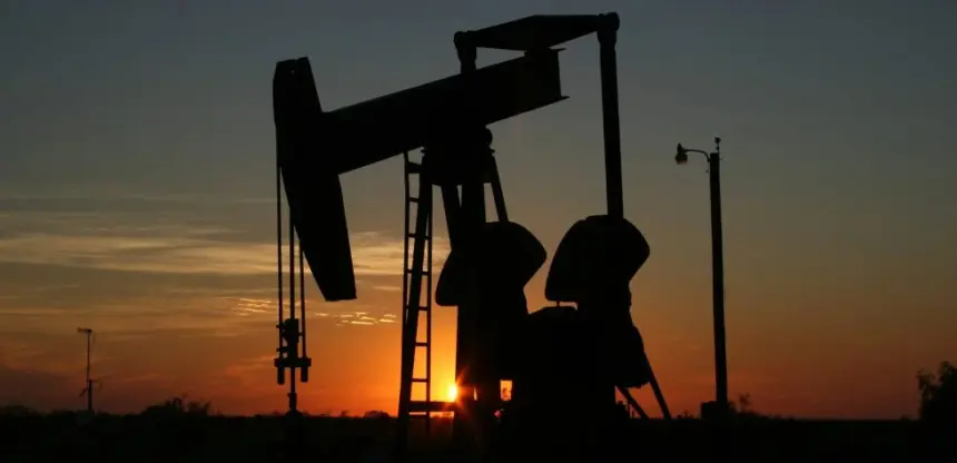 Petróleo WTI sube tras tensiones militares en el mar Rojo y golfo de Omán 1 Petróleo WTI sube tras tensiones militares en el mar Rojo y golfo de Omán
