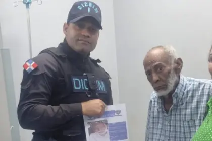 Policía Nacional localiza sano y salvo a adulto mayor en San Cristóbal