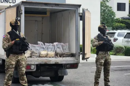 Incautan 321 paquetes de cocaína en el Puerto Multimodal Caucedo