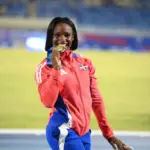 Abinader regala apartamento amueblado a medallista Liranyi Alonso