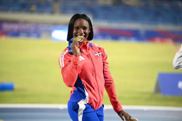Abinader regala apartamento amueblado a medallista Liranyi Alonso 1 Abinader regala apartamento amueblado a medallista Liranyi Alonso