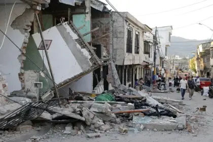 Jhon Arias envía ayuda humanitaria a damnificados por terremoto en Chocó