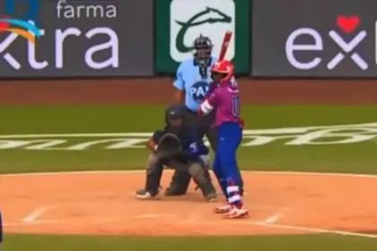Isaac Brito responde con jonrón tras revisión de bate en Serie del Caribe Kids