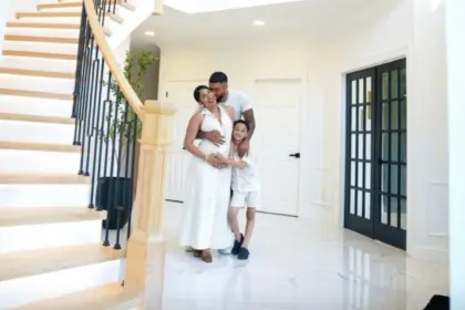DJ Adoni presume su nueva y lujosa residencia en Nueva York