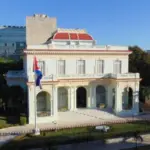 Cuba denuncia expulsión de diplomáticos por presiones de Estados Unidos