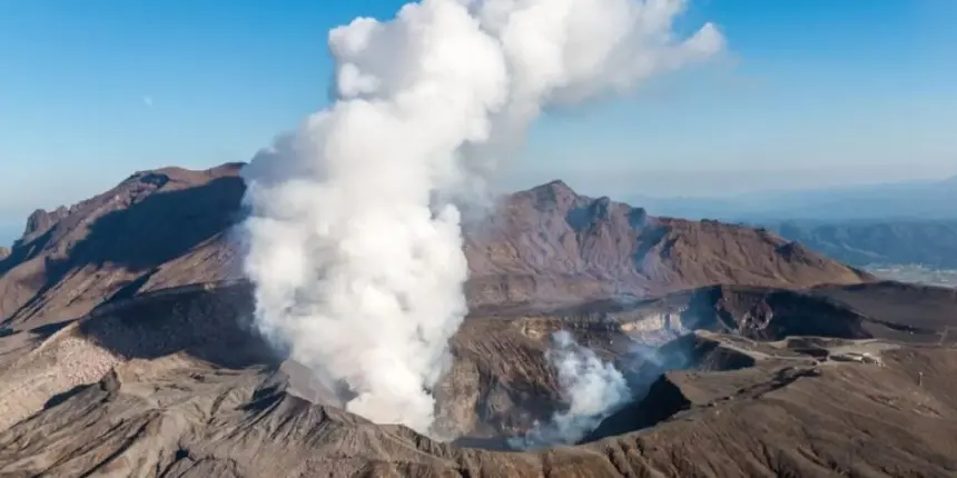 Japón eleva alerta en volcán Aso por alta actividad sísmica